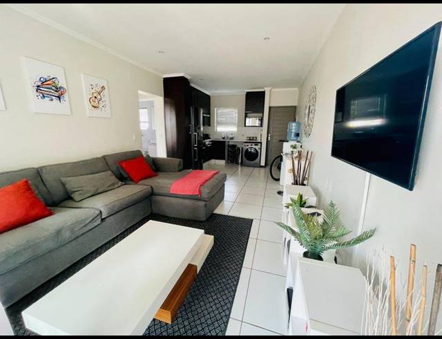 1 BEDROOM PROPERTY TO RENT IN LONEHILL